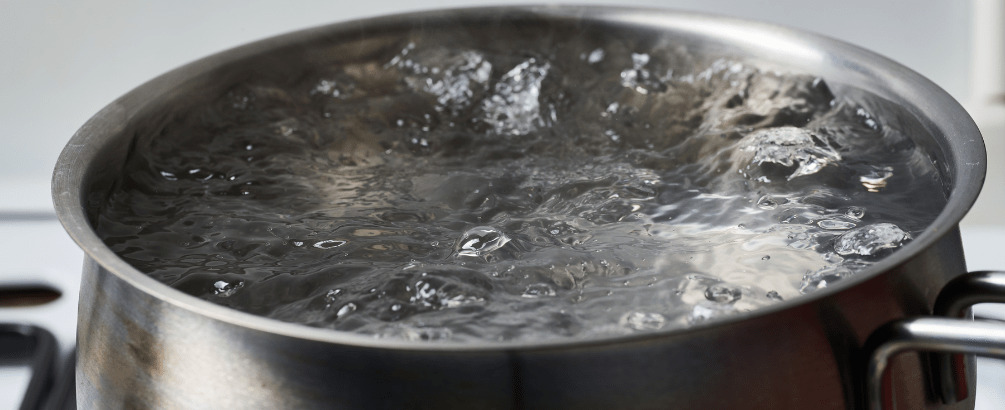 Study Reveals Boiling Water Removes 90% of Microplastics